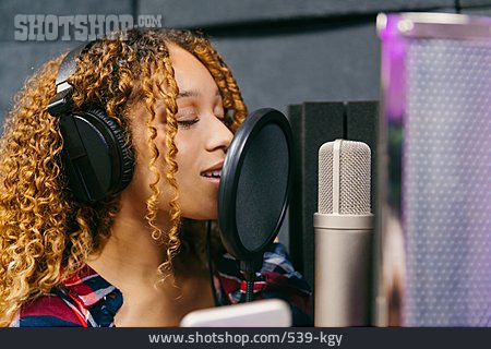 
                Singer, Recording, Singing, Sound Studio                   