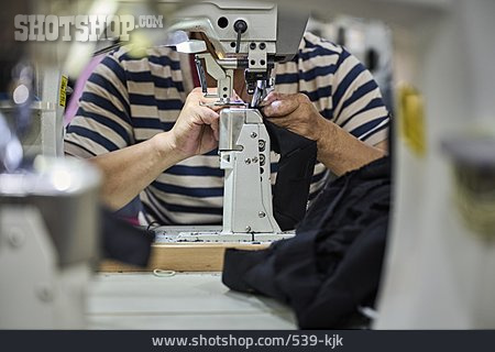 
                Chinesisch, Produktion, Nähmaschine, Schuhfabrik                   