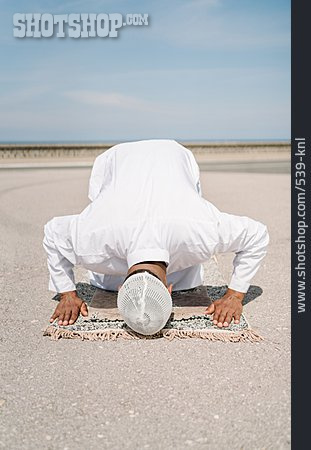 
                Islam, Muslim, Gebet, Gebetsteppich                   