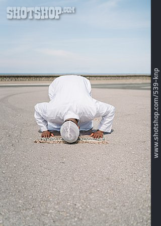 
                Islam, Gebet, Ritual, Gebetsteppich                   