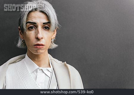 
                Porträt, Transgender, Lgbt, Queer                   