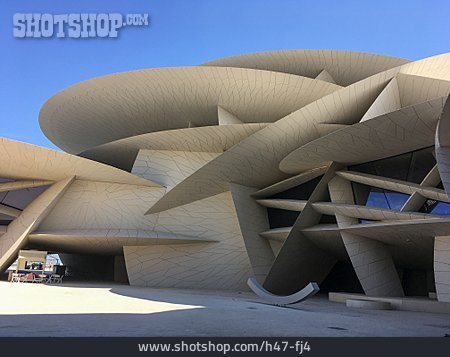
                Moderne Baukunst, Nationalmuseum, Katar                   
