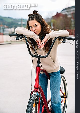 
                Junge Frau, Freizeit, Fahrrad, Jeans, Cool, Style                   