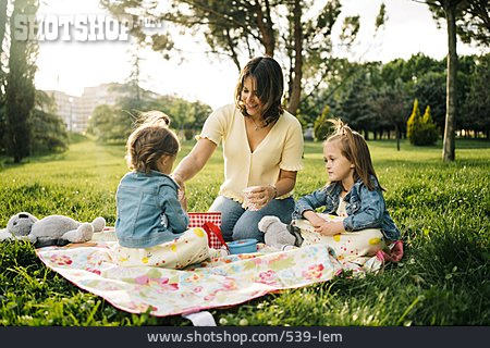 
                Mutter, Sommer, Tochter, Picknick                   