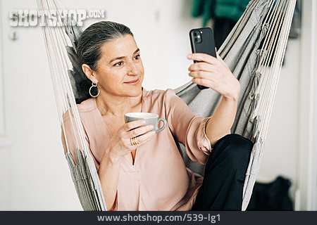 
                Frau, Kaffee, Selfie, Video Call                   