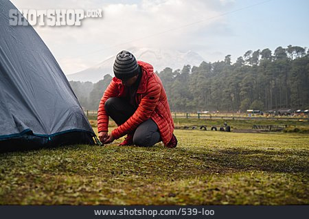 
                Zelt, Aufbauen, Camping                   
