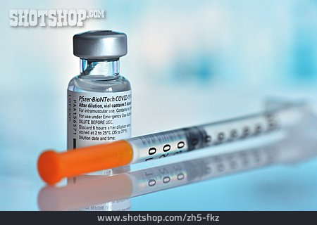 
                Impfstoff, Covid-19, Biontech                   
