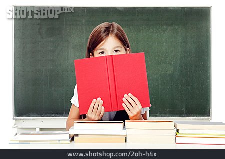
                Verstecken, Buch, Schülerin                   
