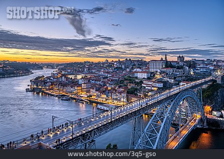 
                Porto, Ponte Luís I                   