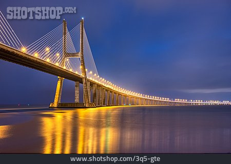 
                Lissabon, Ponte Vasco Da Gama                   