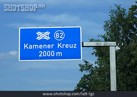 
                Autobahn, Autobahnschild, Kamener Kreuz                   