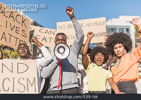 
                Faust, Slogan, Menschenrechte, Rassismus, Demonstrieren, Person Of Color, Black Lives Matter                   