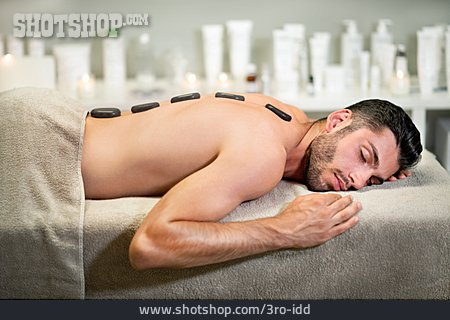
                Alternativmedizin, Warmsteinmassage, Hot Stone Massage                   