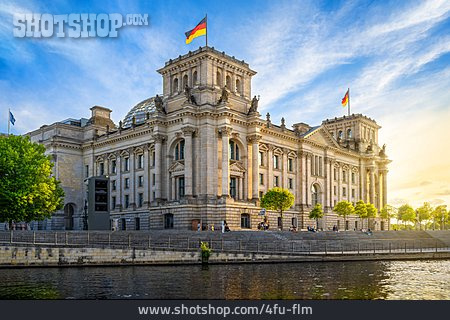 
                Berlin, Reichstagsgebäude                   