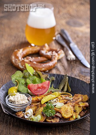 
                österreichische Küche, Traditionelle Küche, Kartoffelgröstl                   
