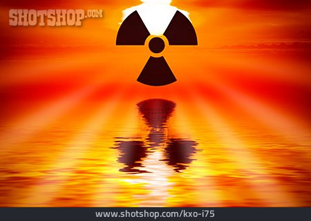 
                Lebensgefährlich, Radioaktivität, Radioaktive Strahlung                   