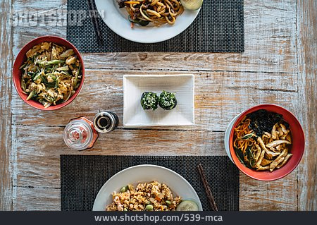 
                Asiatische Küche, Restaurant, Mahlzeit, Mittagessen                   