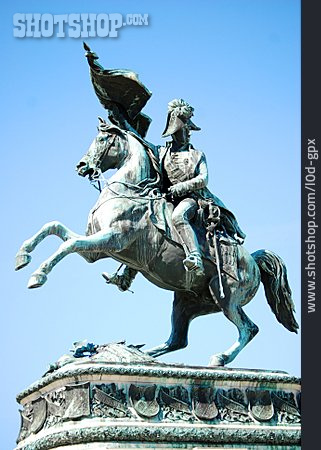 
                Prinz-eugen-reiterdenkmal                   
