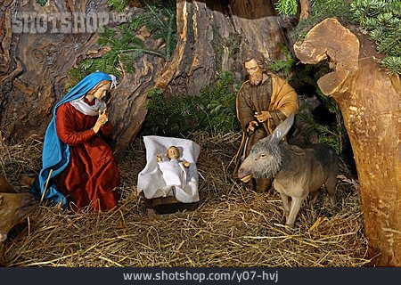 
                Weihnachtskrippe, Krippenfiguren, Christi Geburt                   