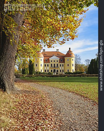 
                Herbst, Schloss Milkel                   