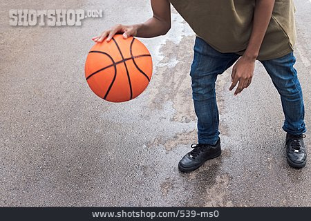 
                Dribbeln, Basketball                   