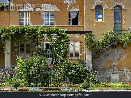 
                Sanssouci, Römische Bäder, Gärtnerhaus                   