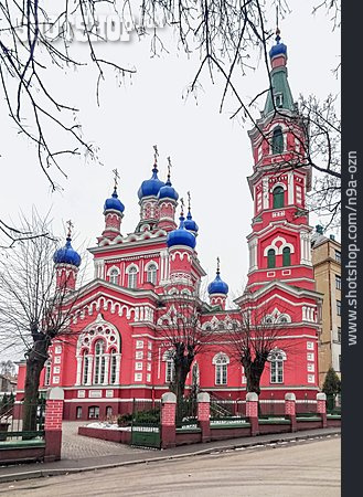 
                Russisch-orthodoxe Kirche, Riga                   