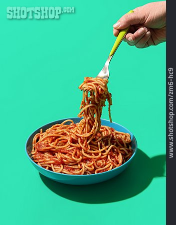 
                Italienische Küche, Mittagessen, Spaghetti Pomodoro                   