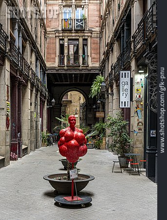 
                Barcelona, Gasse, Kunstwerk                   