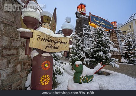 
                Weihnachtszeit, Berchtesgaden, Christkindlmarkt                   