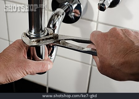 
                Waschbecken, Reparieren, Abfluss, Rohrzange, Siphon                   