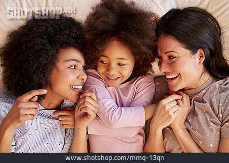 
                Geborgenheit, Tochter, Verbundenheit, Nähe, Mütter                   