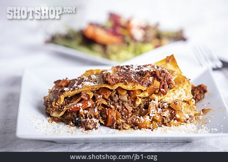 
                Abendessen, Italienische Küche, Lasagne                   