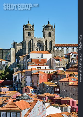 
                Porto, Kathedrale Von Porto                   