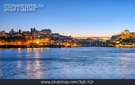
                Porto, Douro                   