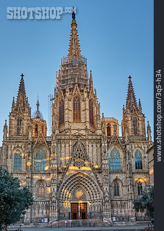 
                Kathedrale Von Barcelona                   