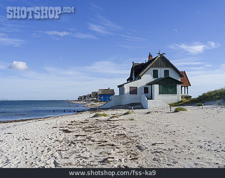 
                Strandhaus, Ostseeküste, Heiligenhafen                   