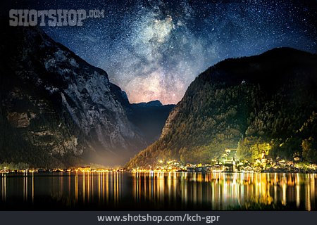 
                Nachthimmel, Hallstatt, Hallstätter See                   