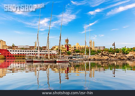 
                Segelboot, Assuan, Stadthafen                   