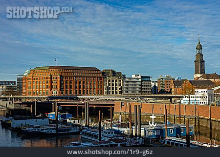 
                Hamburg, Stadthafen                   