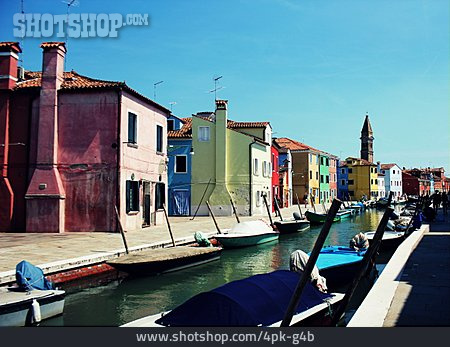
                Kanal, Häuser, Boote, Burano                   