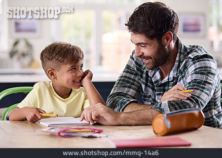 
                Vater, Helfen, Sohn, Hausaufgaben                   