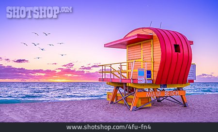 
                Sonnenuntergang, Strand, Rettungsturm, Miami Beach                   