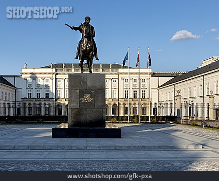 
                Präsidentenpalast, Józef-poniatowski-denkmal                   