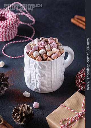 
                Weihnachtszeit, Heiße Schokolade, Marshmallow                   