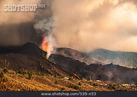
                Ausbrechen, La Palma, Vulkanausbruch, Aktiver Vulkan, Cumbre Vieja                   