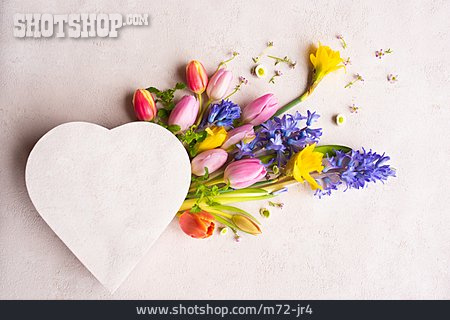 
                Herz, Blumenstrauß, Muttertag                   