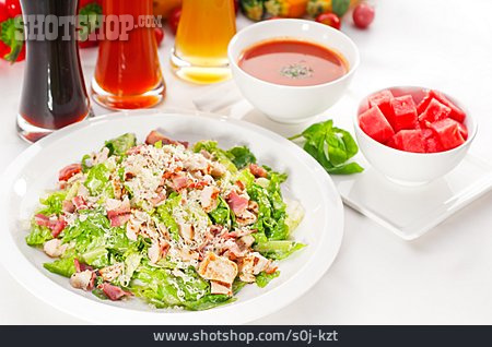 
                Menü, Mittagessen, Caesar Salad                   