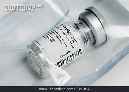 
                Impfstoff, Schutzimpfung, Coronavirus                   