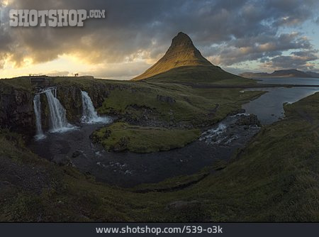 
                Sonnenaufgang, Wasserfall, Island                   